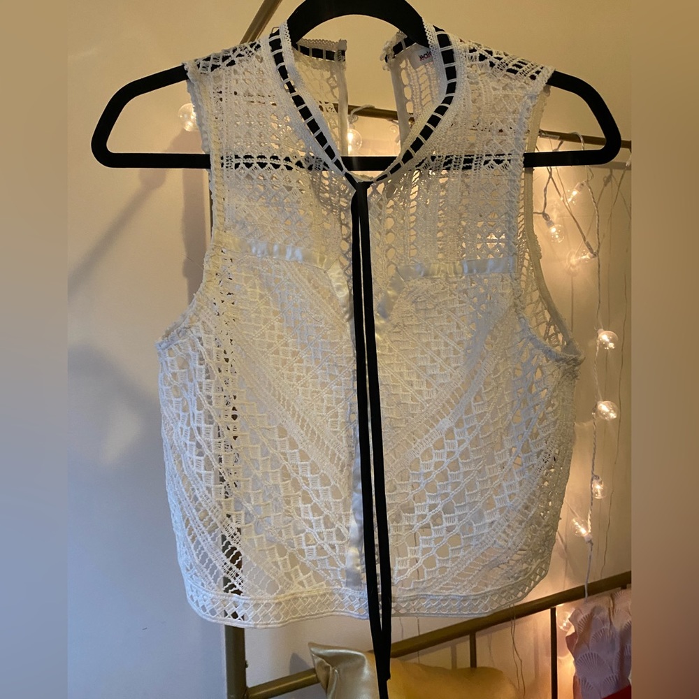 Jealous tomato lace crochet top with thin black pussy bow